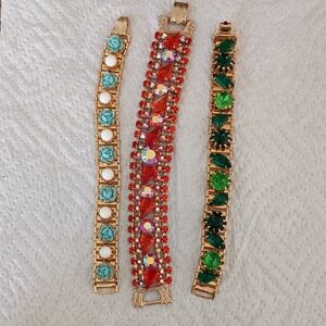 VINTAGE Elegant Gold and Multicolor Bracelet Set